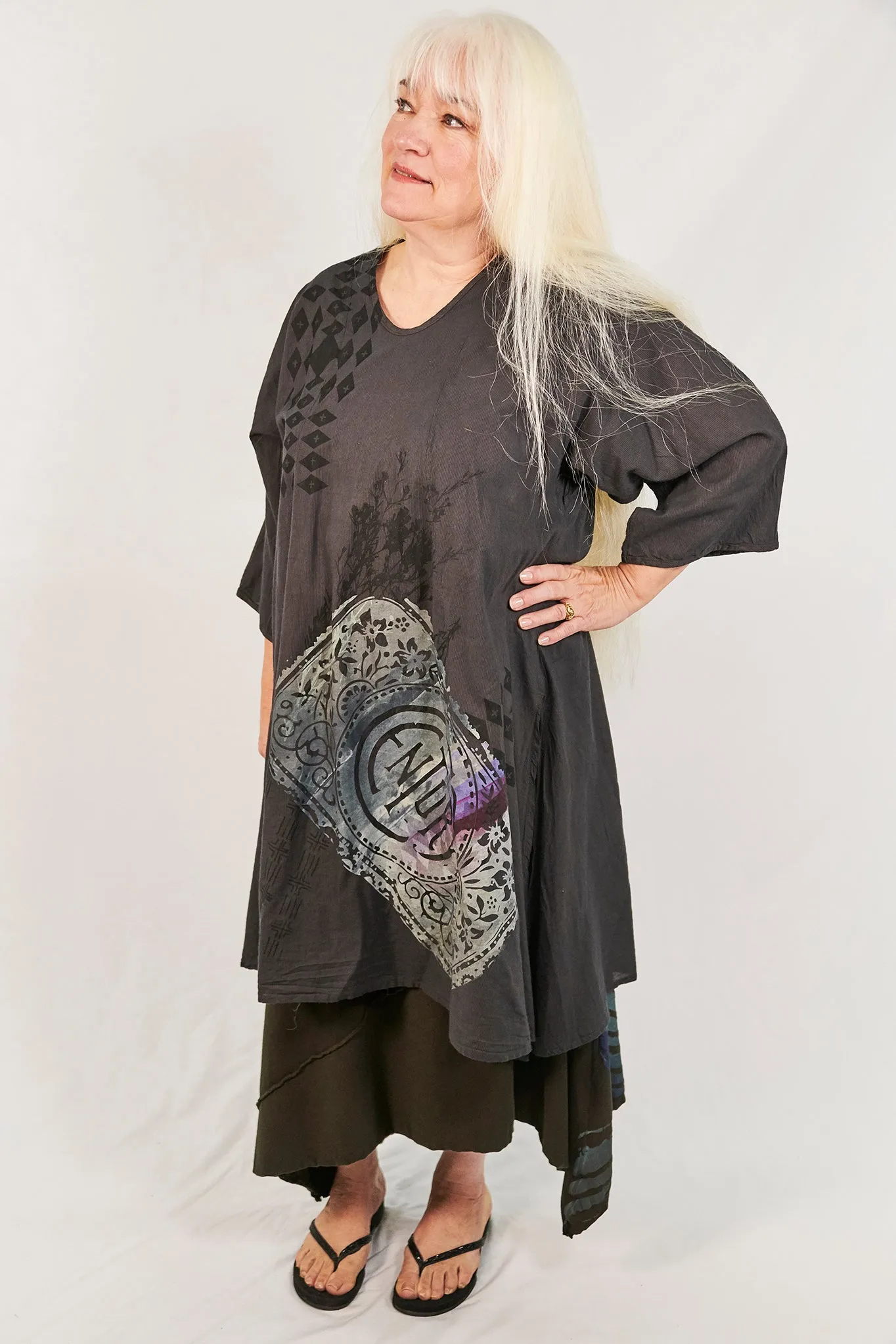 2193-Venetian-Soft Black-Mystical Emblem