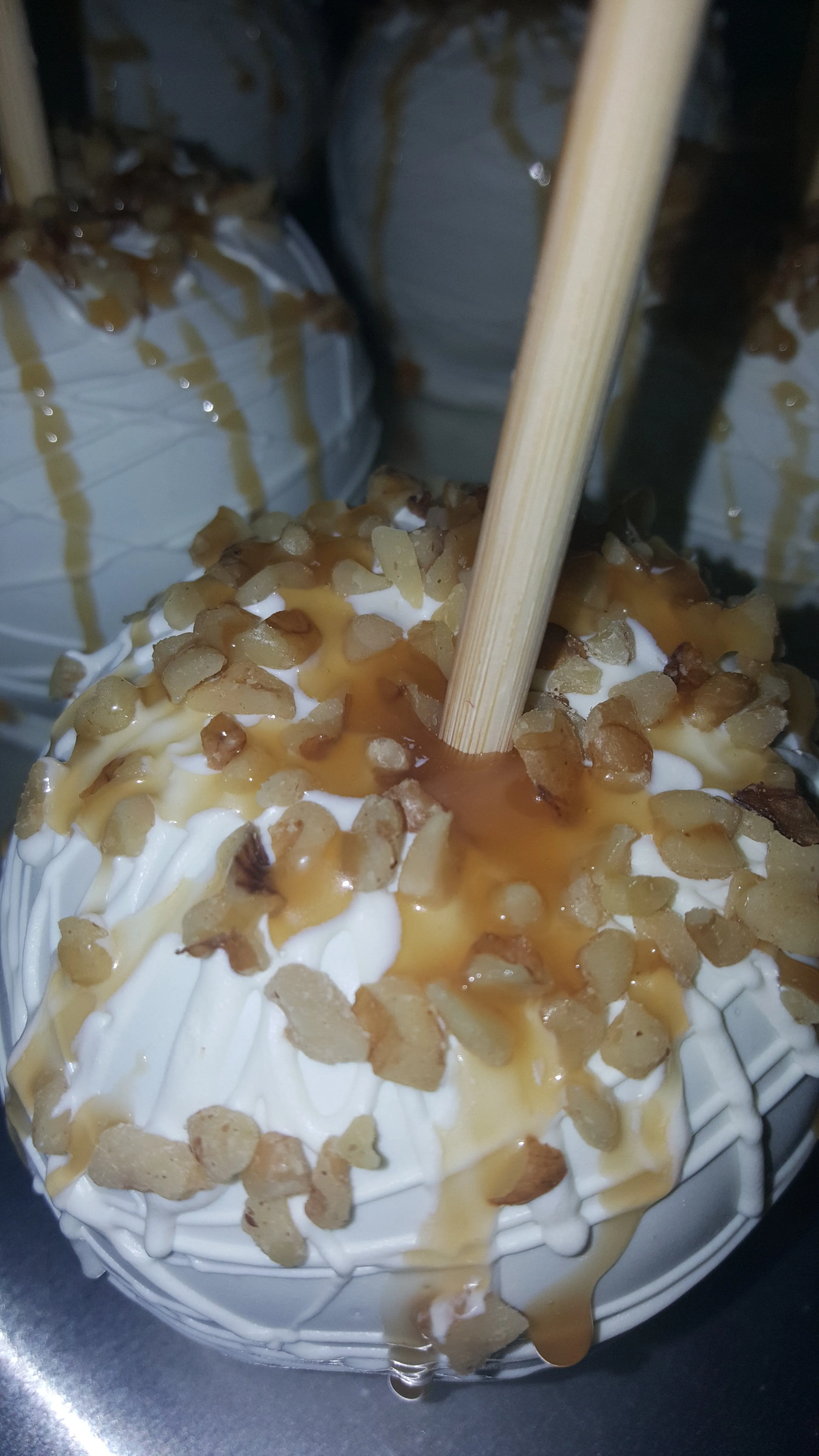 Apples - Chocolate Covered/Dipped (White, Caramel & Chopped Walnuts)