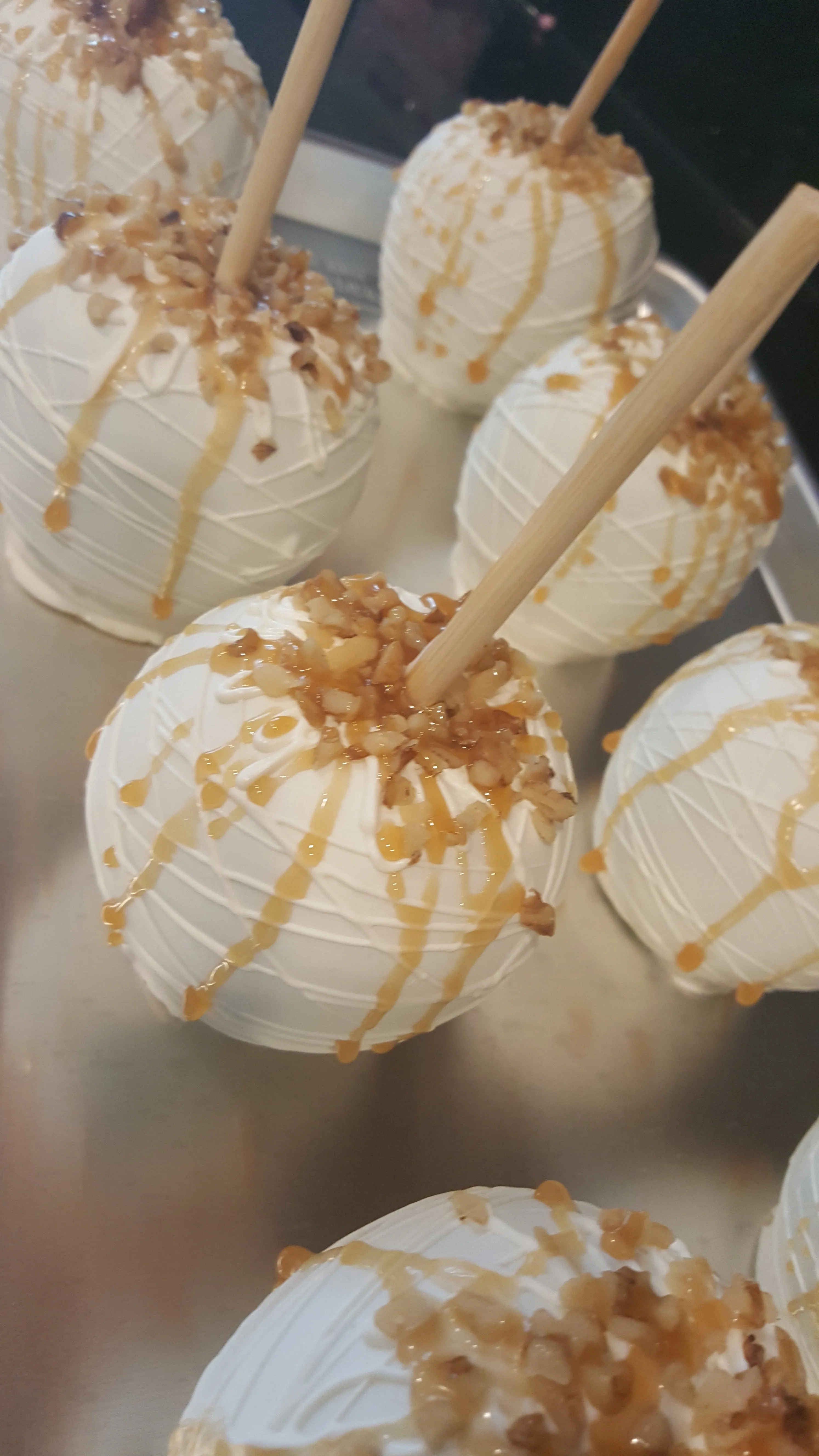 Apples - Chocolate Covered/Dipped (White, Caramel & Chopped Walnuts)