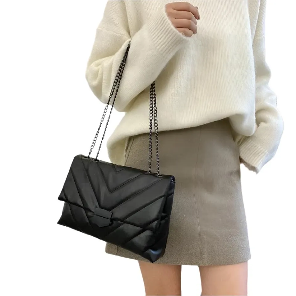 Ariel - Timeless Elegance and Lightweight Woman's Crossbody Bag