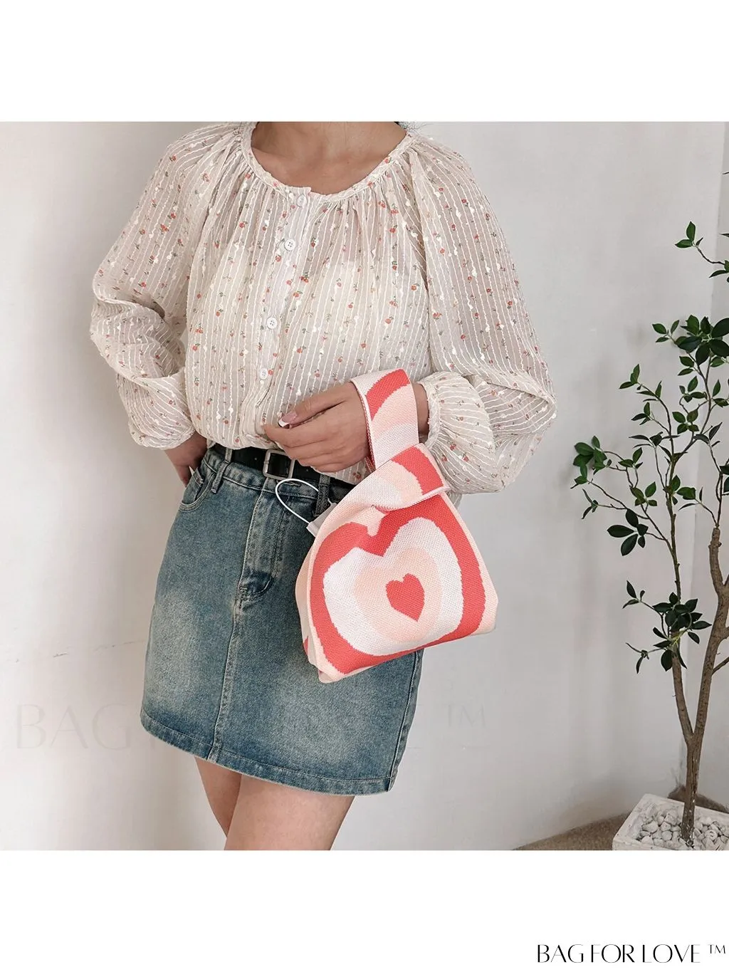 BagForLove - Chic Knitted Tote with Colorblock Design and Letter Print