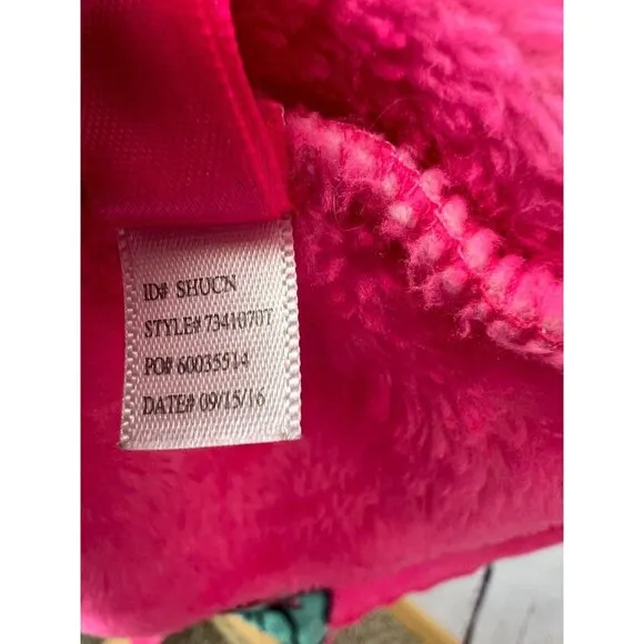 Betsey Johnson Bath Robe size M L Medium Large Pink Funky Rose Bows Plush Fleece