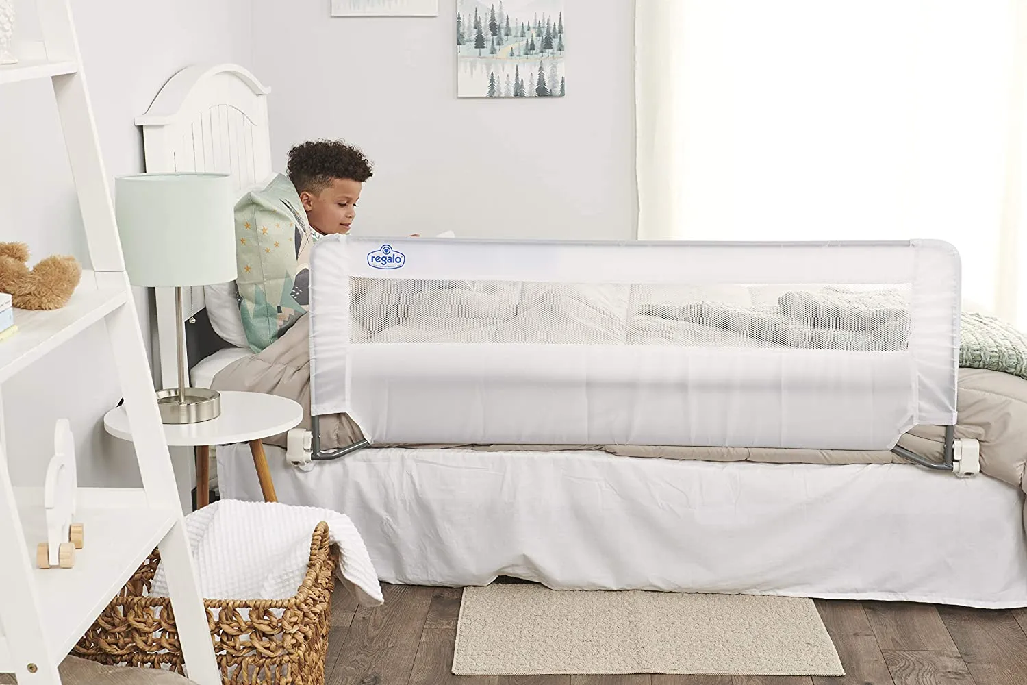 Brand new Regalo Baby 2220 Swing Down Extra Long Bedrail (White) 54 Inches Long