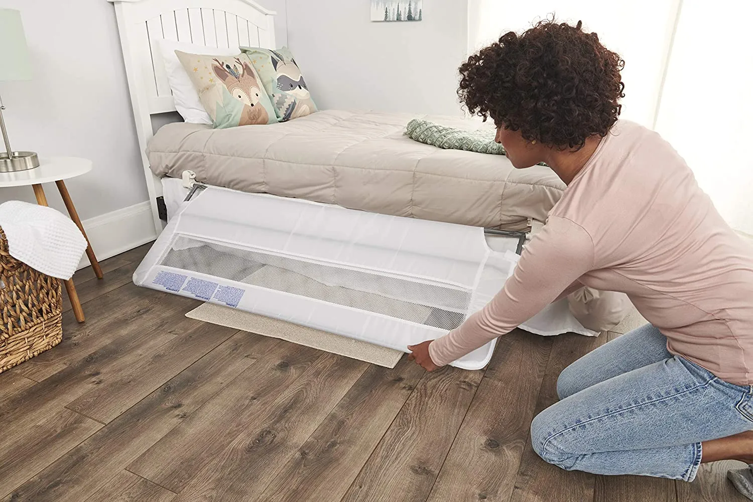 Brand new Regalo Baby 2220 Swing Down Extra Long Bedrail (White) 54 Inches Long