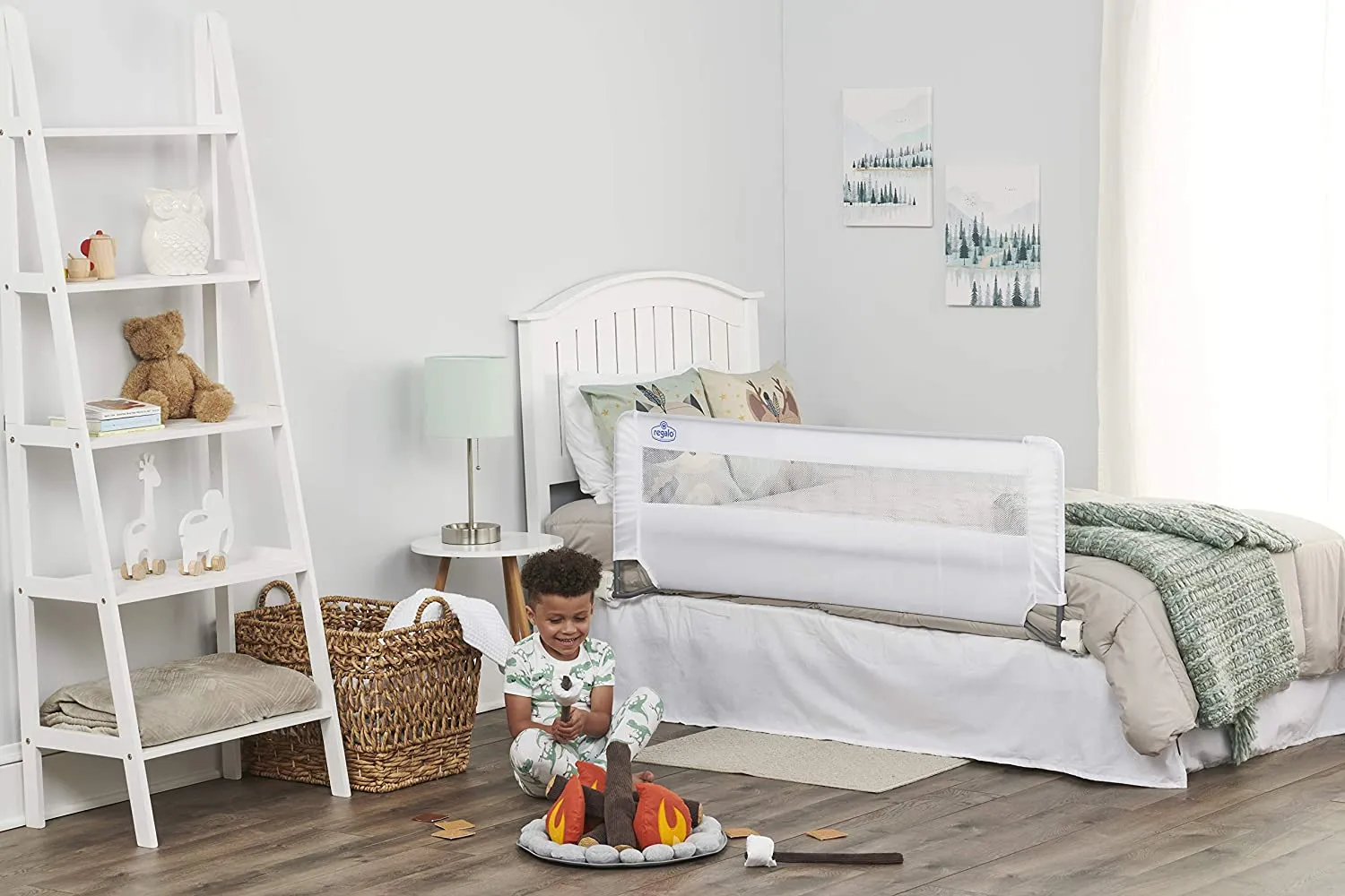 Brand new Regalo Baby 2220 Swing Down Extra Long Bedrail (White) 54 Inches Long