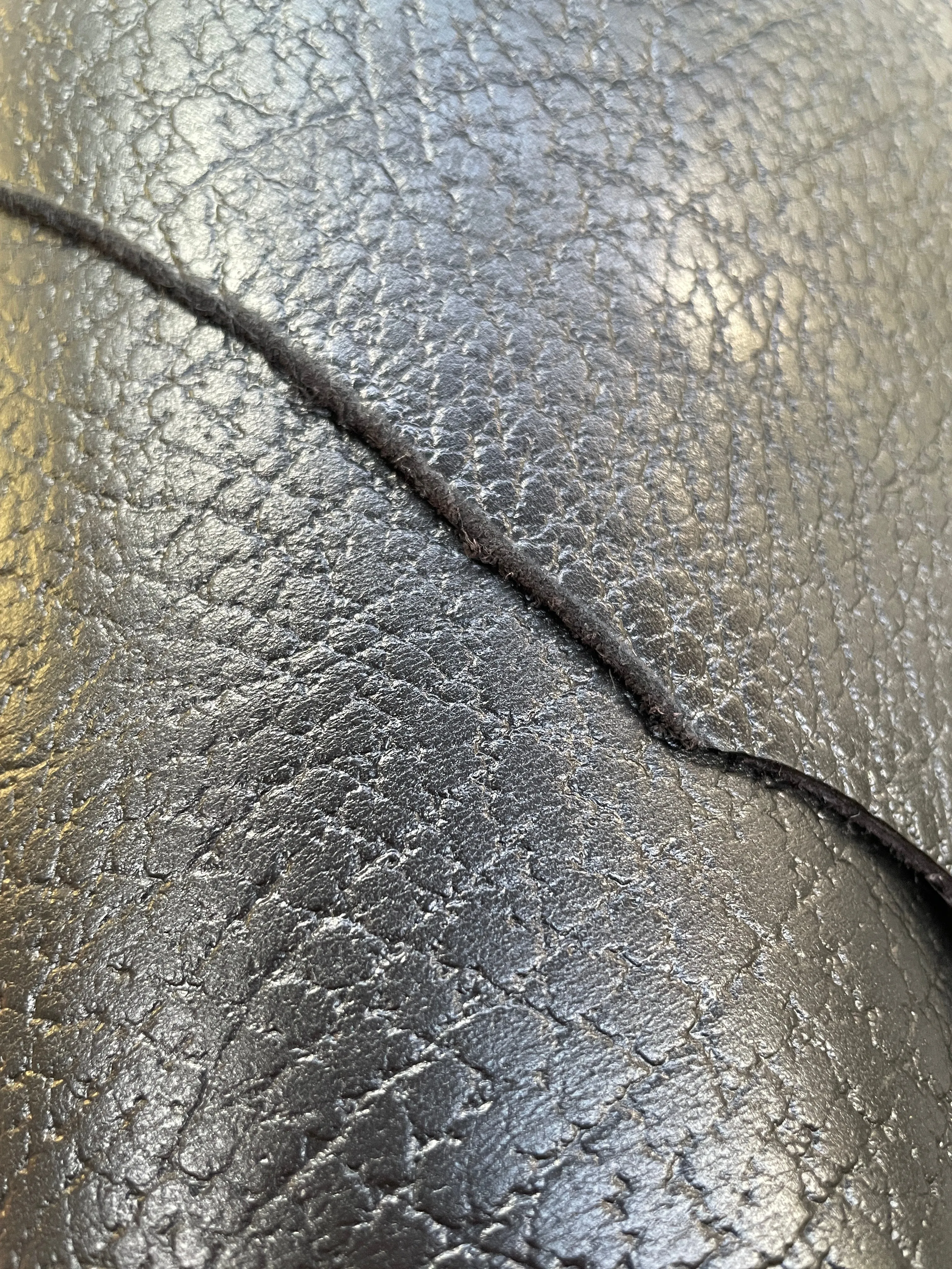 Buff Cow Side | Black | 2.5mm | 19 sq.ft | From $160 ea.