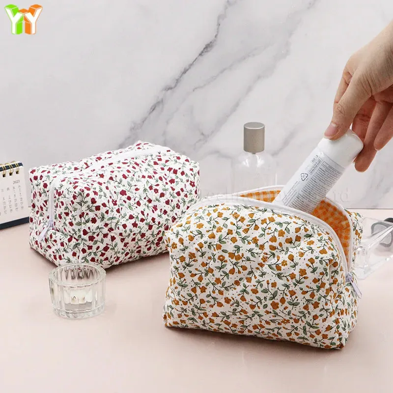 Custom Logo  Floral Puffy Quilted Makeup Bag Travel Toiletry Tote Cosmetics Pouch Floral Cosmetic Bag