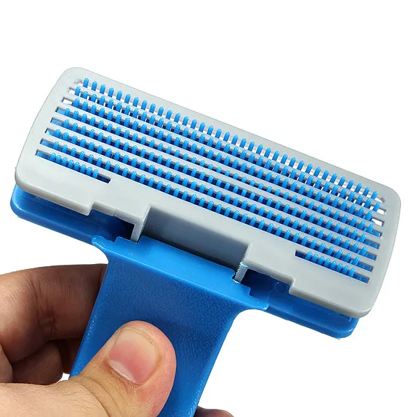 De-shedding Brush