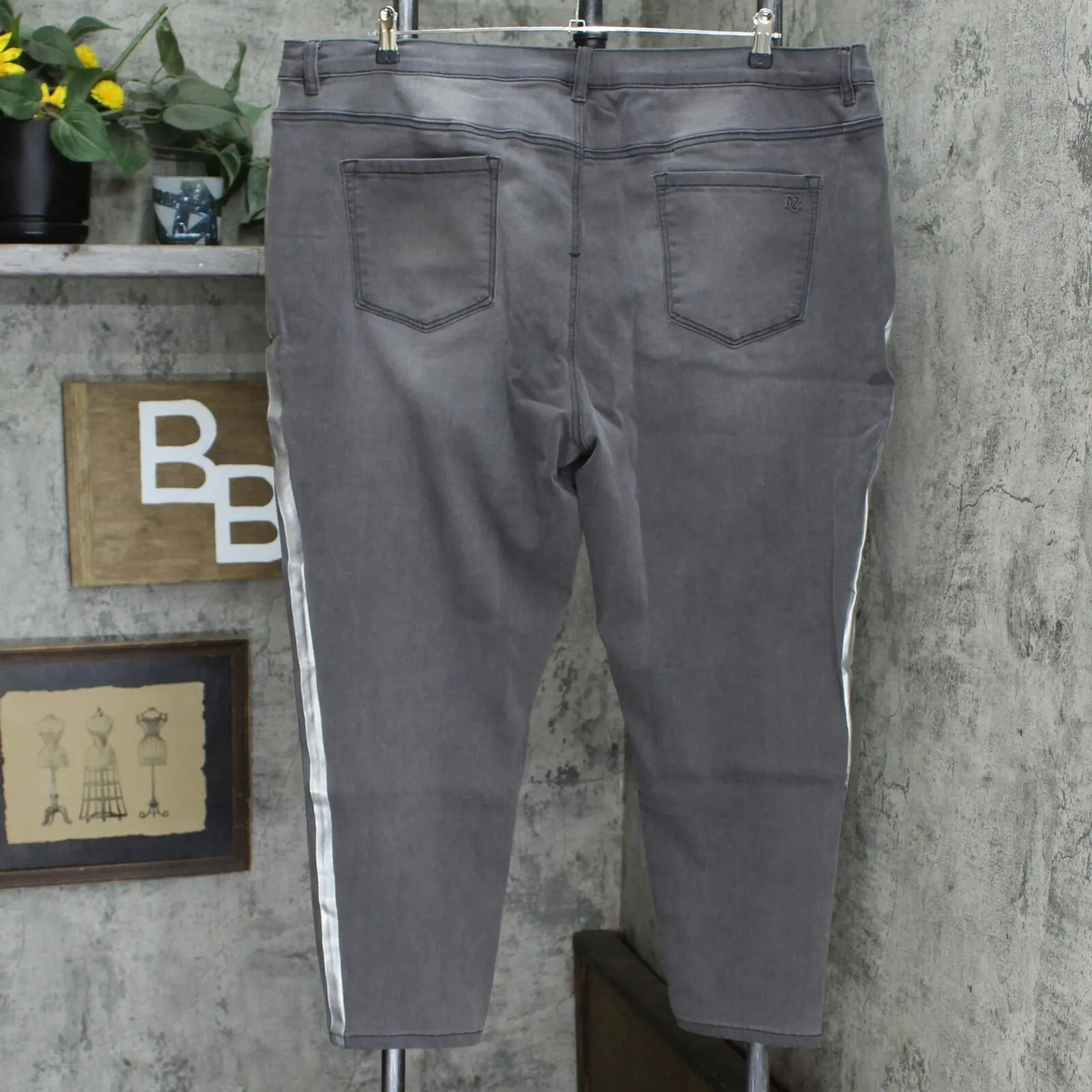 DG2 by Diane Gilman Virtual Stretch Metallic Side Stripe Skinny Jeans Gray 24W