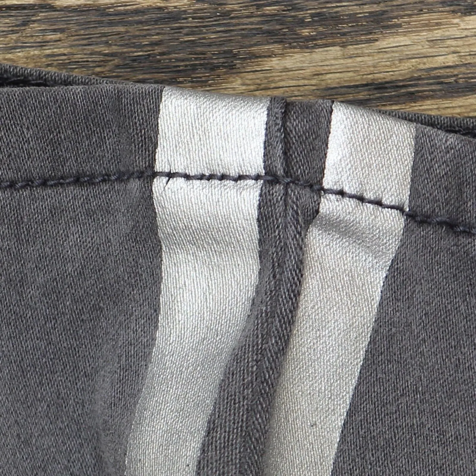 DG2 by Diane Gilman Virtual Stretch Metallic Side Stripe Skinny Jeans Gray 24W