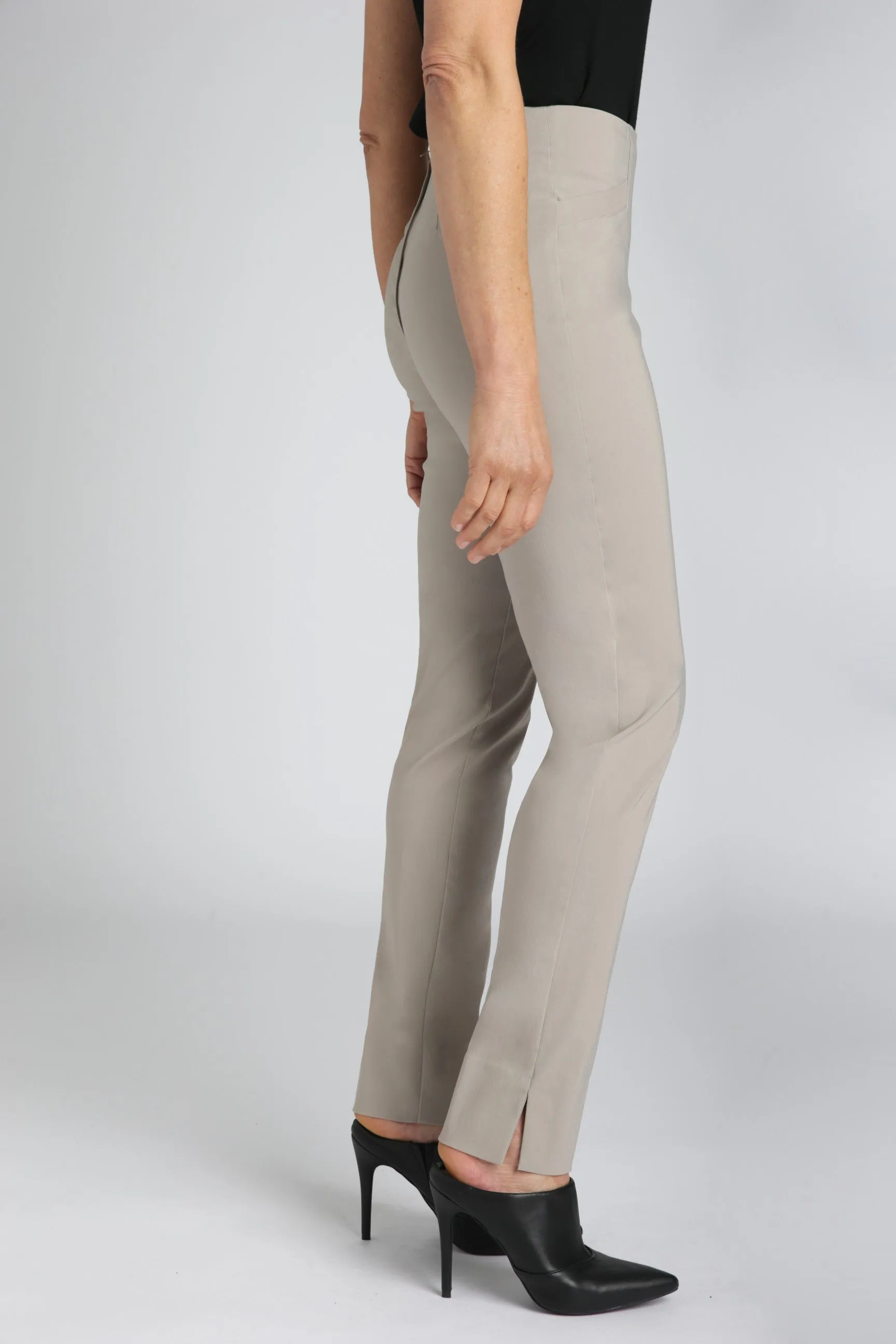 Elle Pant
