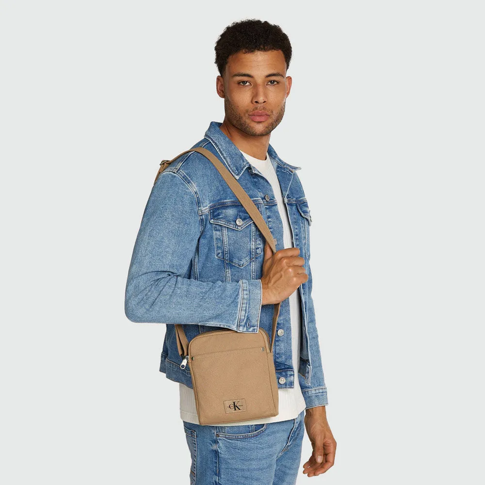 Essentials Reporter Bag - Tan