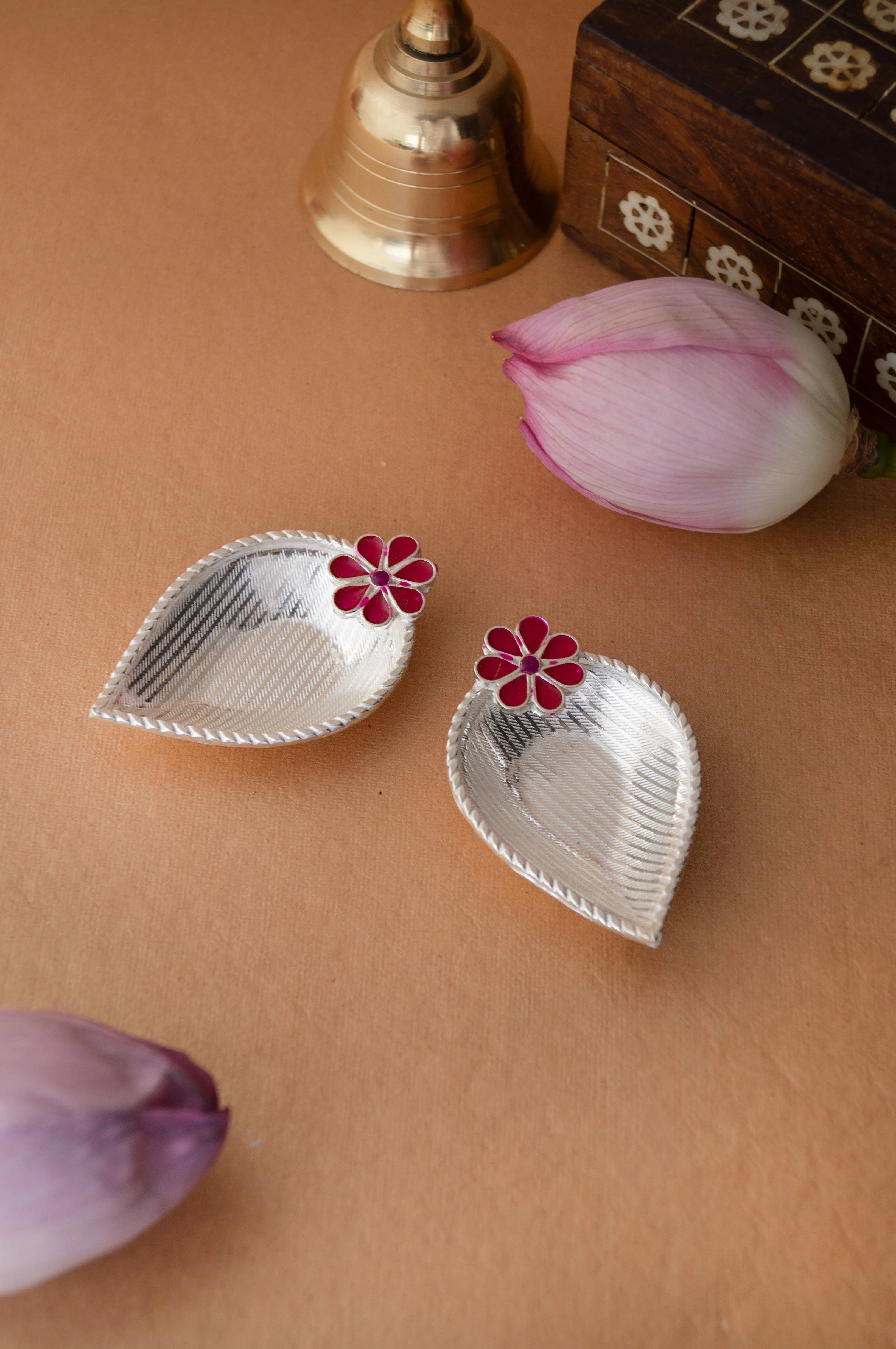 Exquisite Sterling Silver Flower Mini Meena Prasad Plate Set Of 2