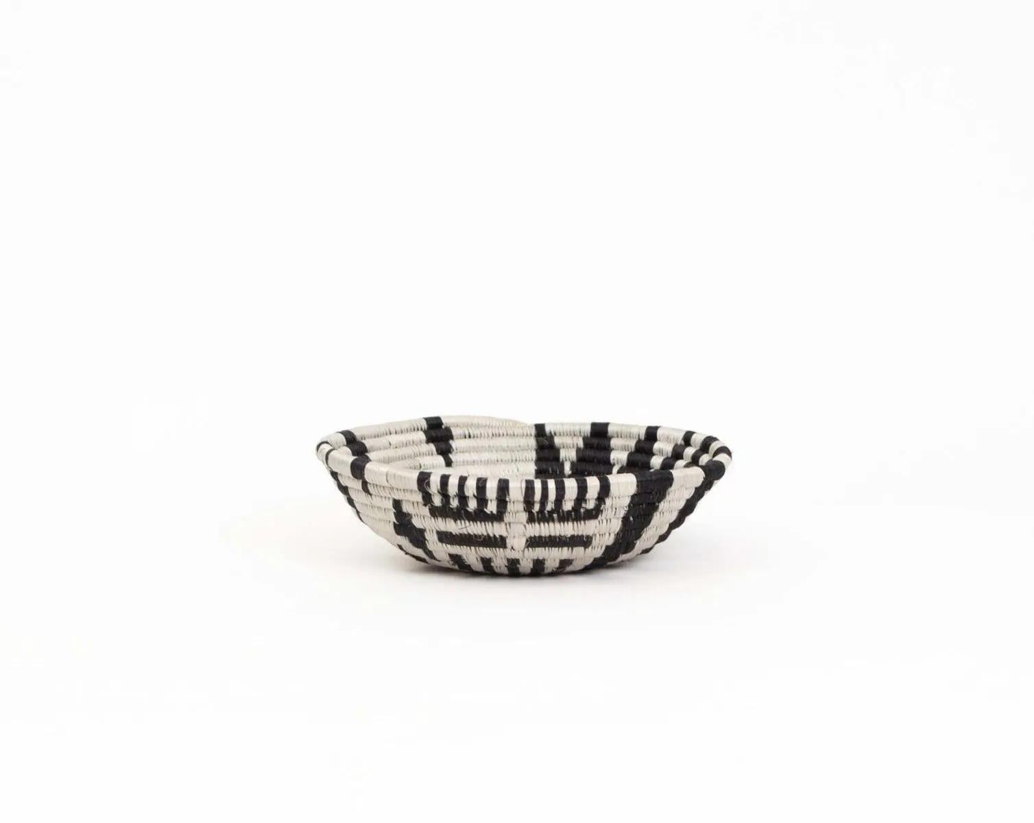 Fani Black   White 6" Basket