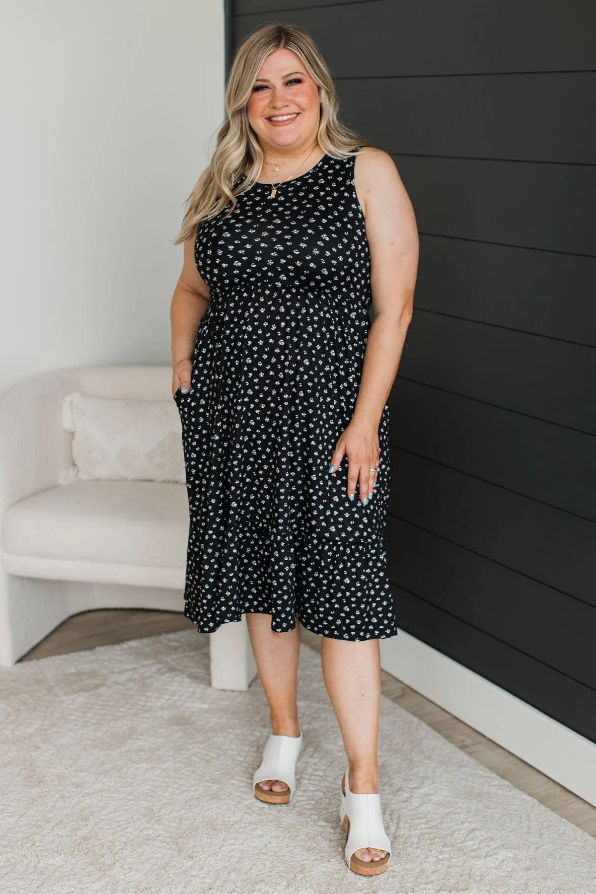 Focus On The Moment Floral Dress- Black