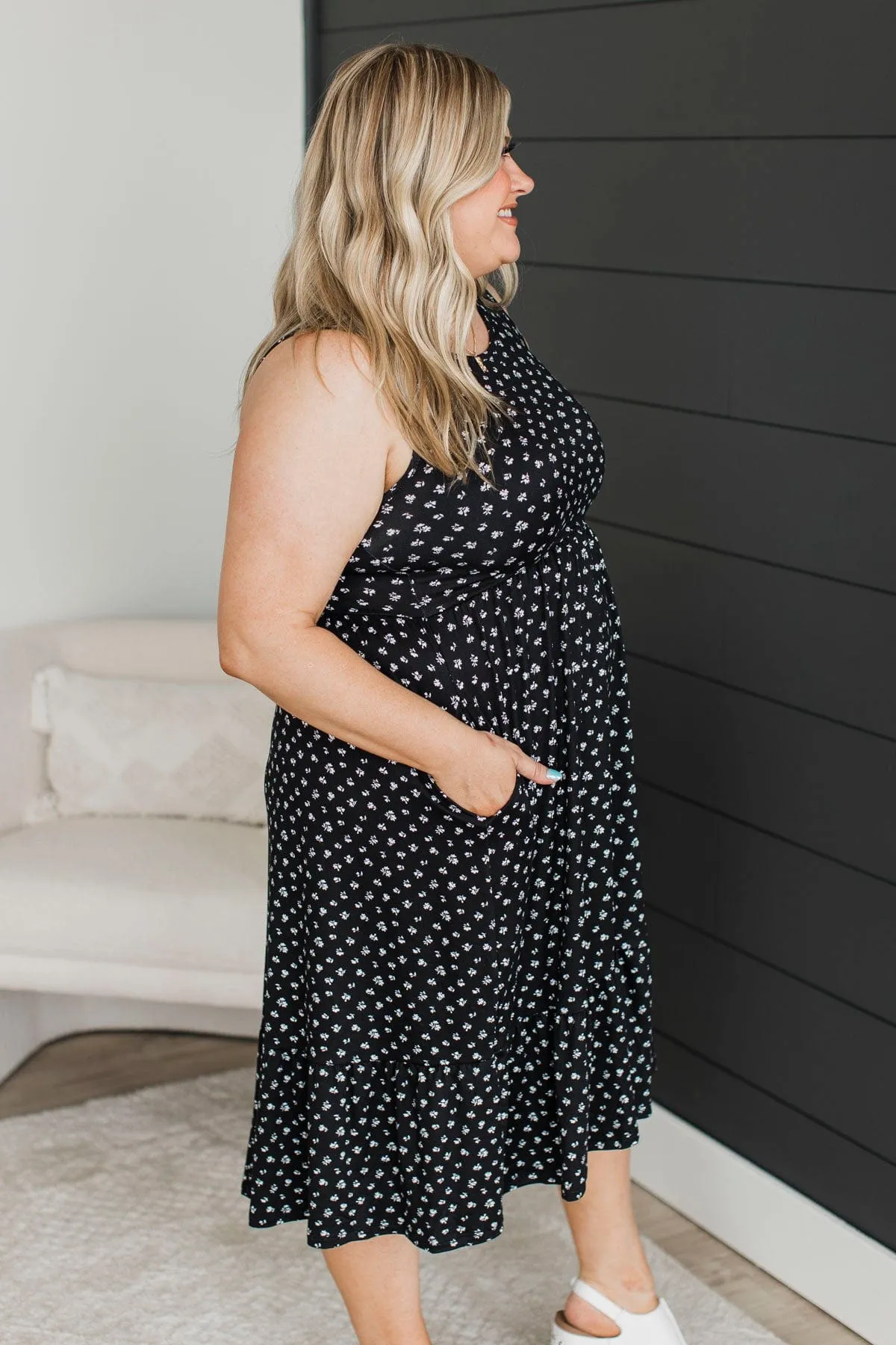 Focus On The Moment Floral Dress- Black