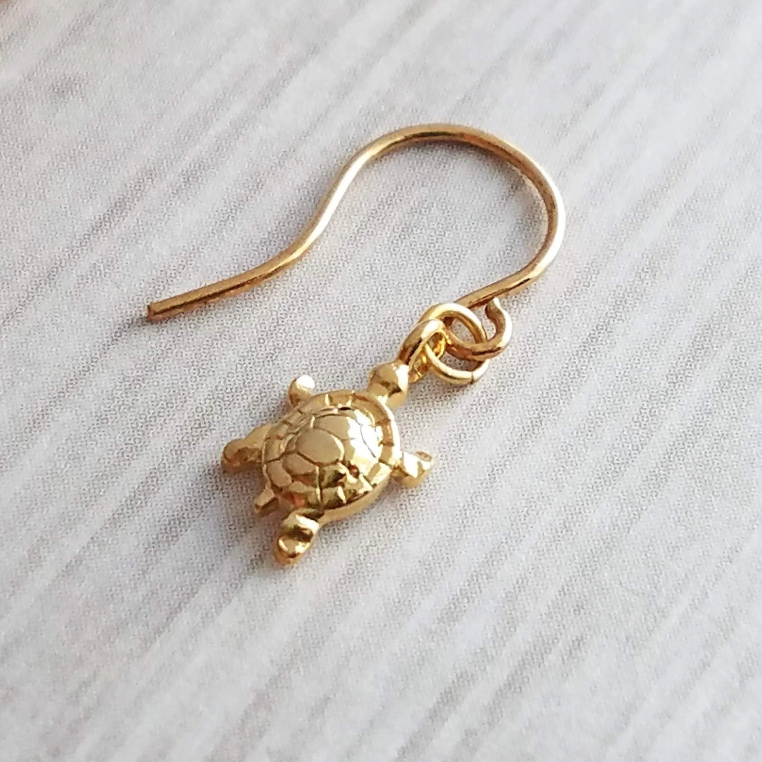 Gold Turtle Earrings - tiny turtle earring, turtle dangle earring, terrapin earring, painted turtle, snapping turtle, small turtle earring