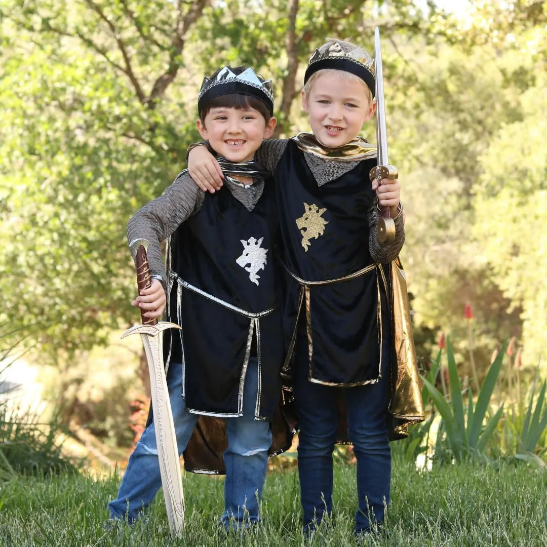 Great Pretenders Silver Knight with Cape, 5-6