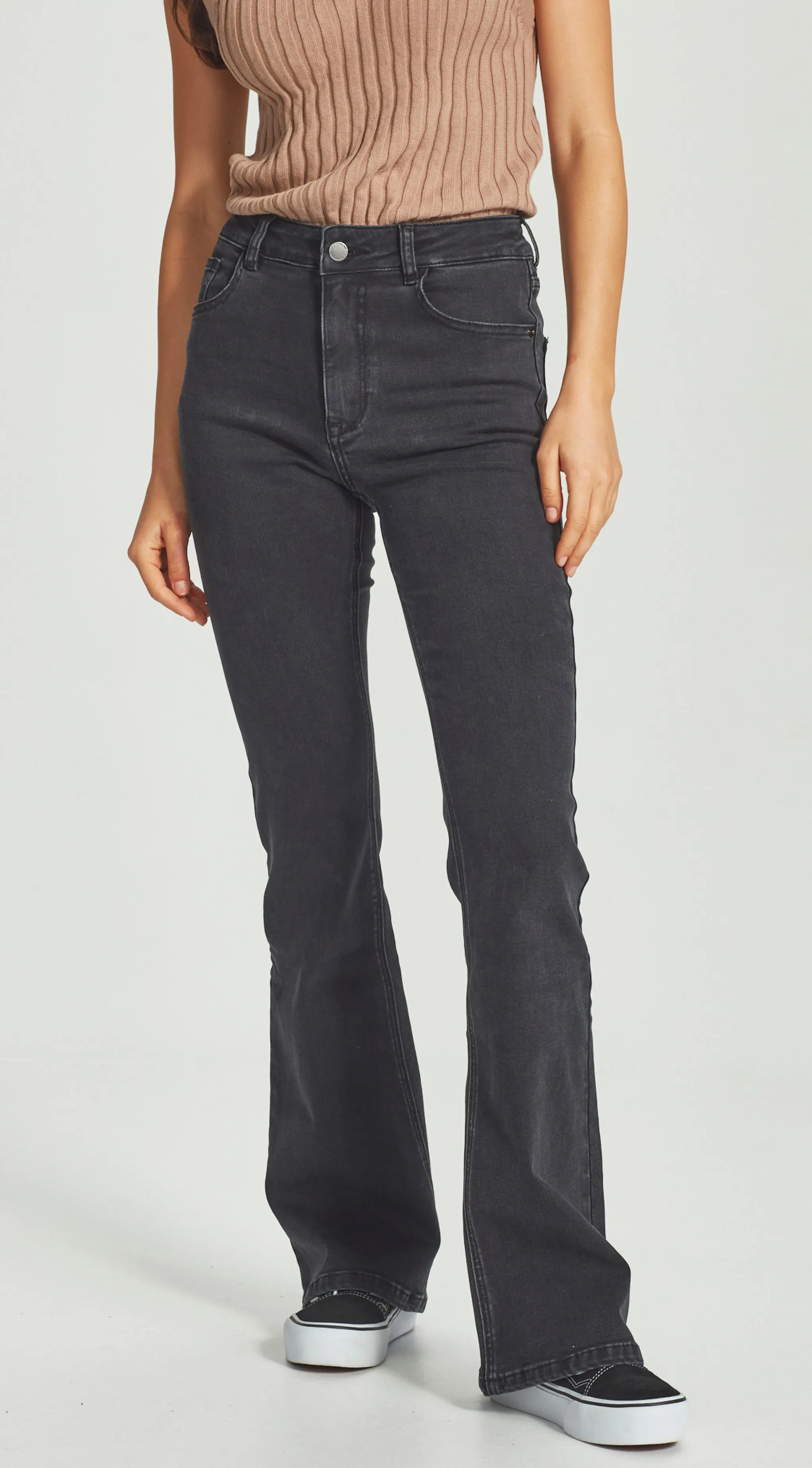 HARRI | Jean Black