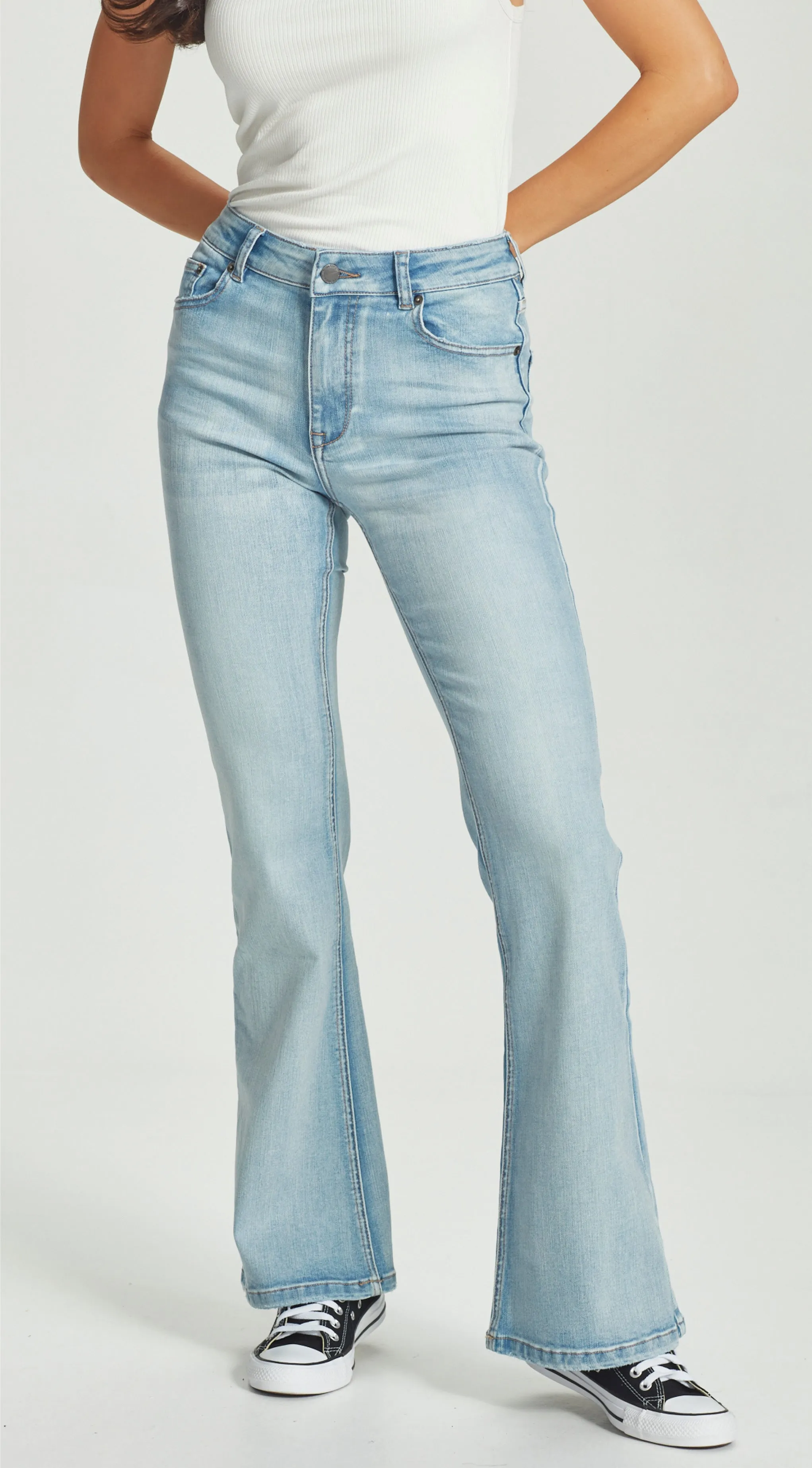 HARRI | Jean Pale Blue