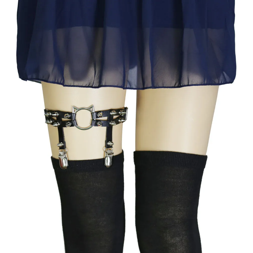 Leather Hand-studded Leg Loop Garter Belt