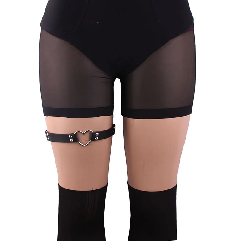 Leather Hand-studded Leg Loop Garter Belt