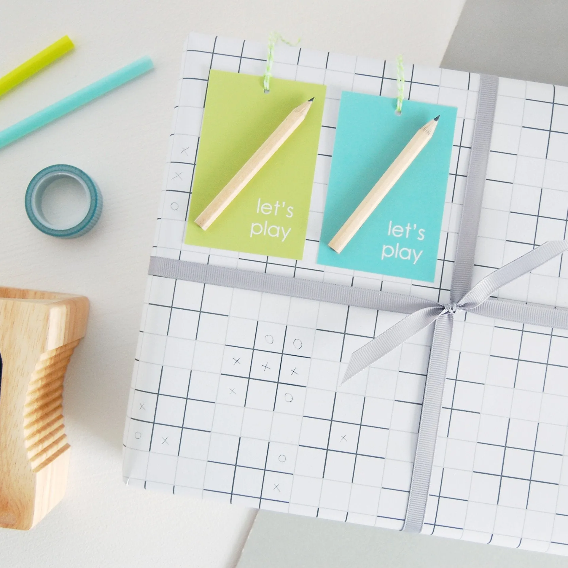 Let's Play Noughts And Crosses Wrapping Paper Set