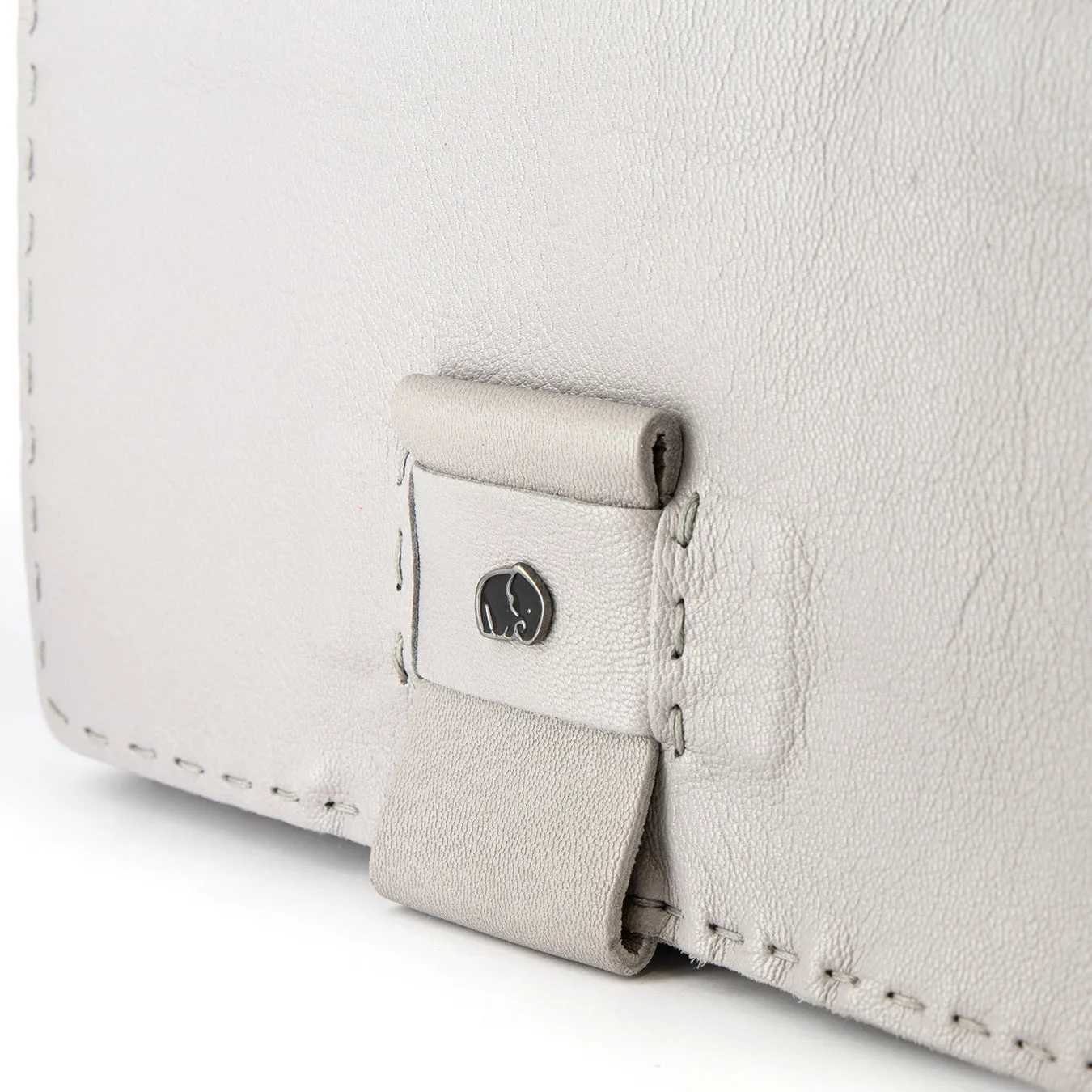 Liana : Ladies Leather Crossbody Handbag in Quarry Cayak