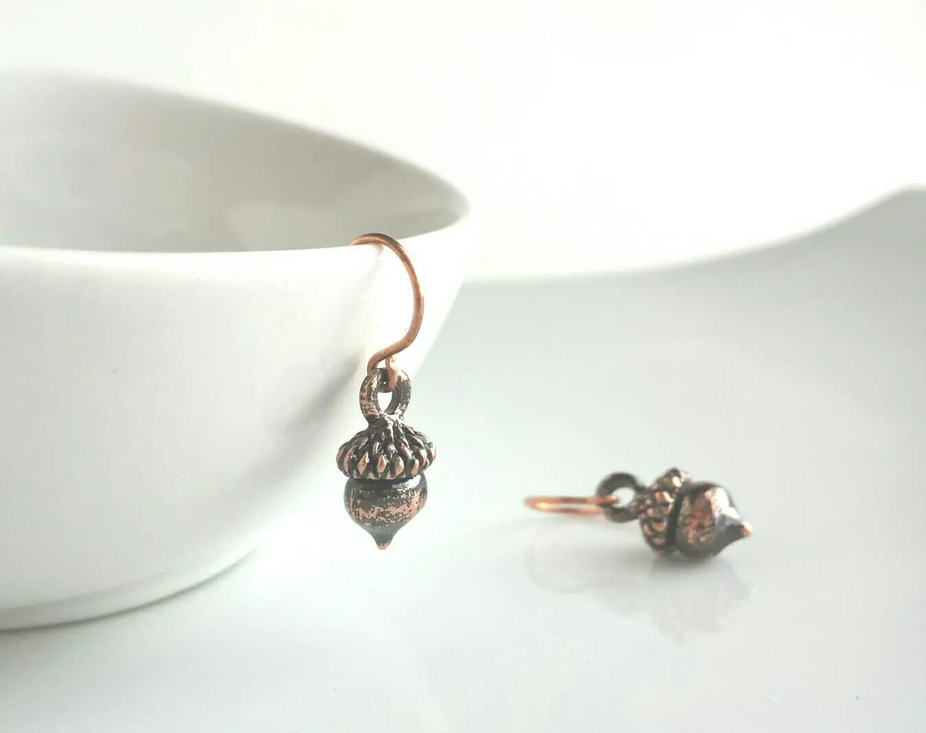 Little Acorn Earrings, small acorn earring, acorn dangle earring, copper acorn earring, antique copper dangle earring, squirrel earring tiny