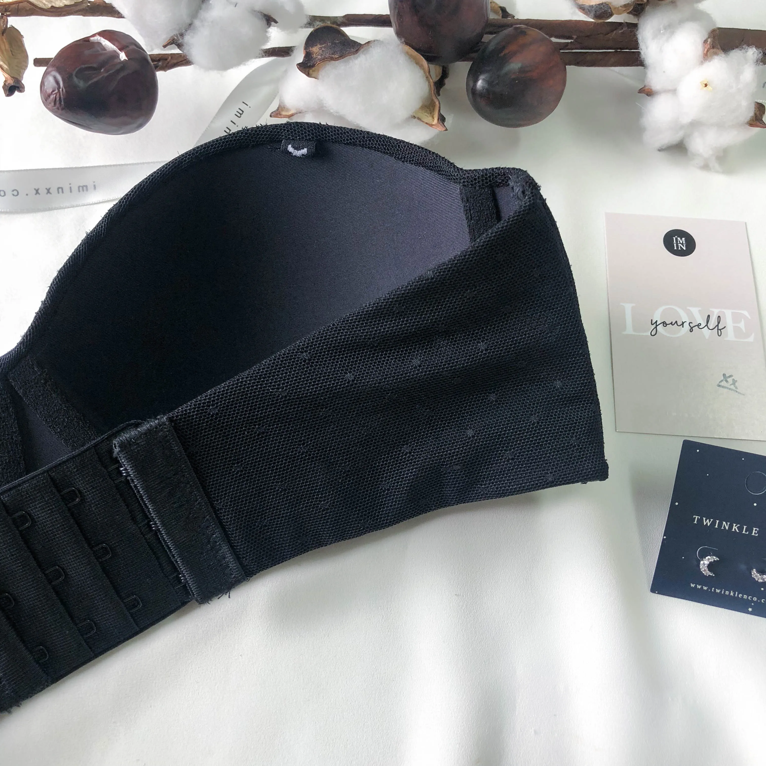 LIVE FREE! Lightly-Lined 100% Non-Slip Strapless Wireless Bra in Black Polka (XS, S, XXL only)