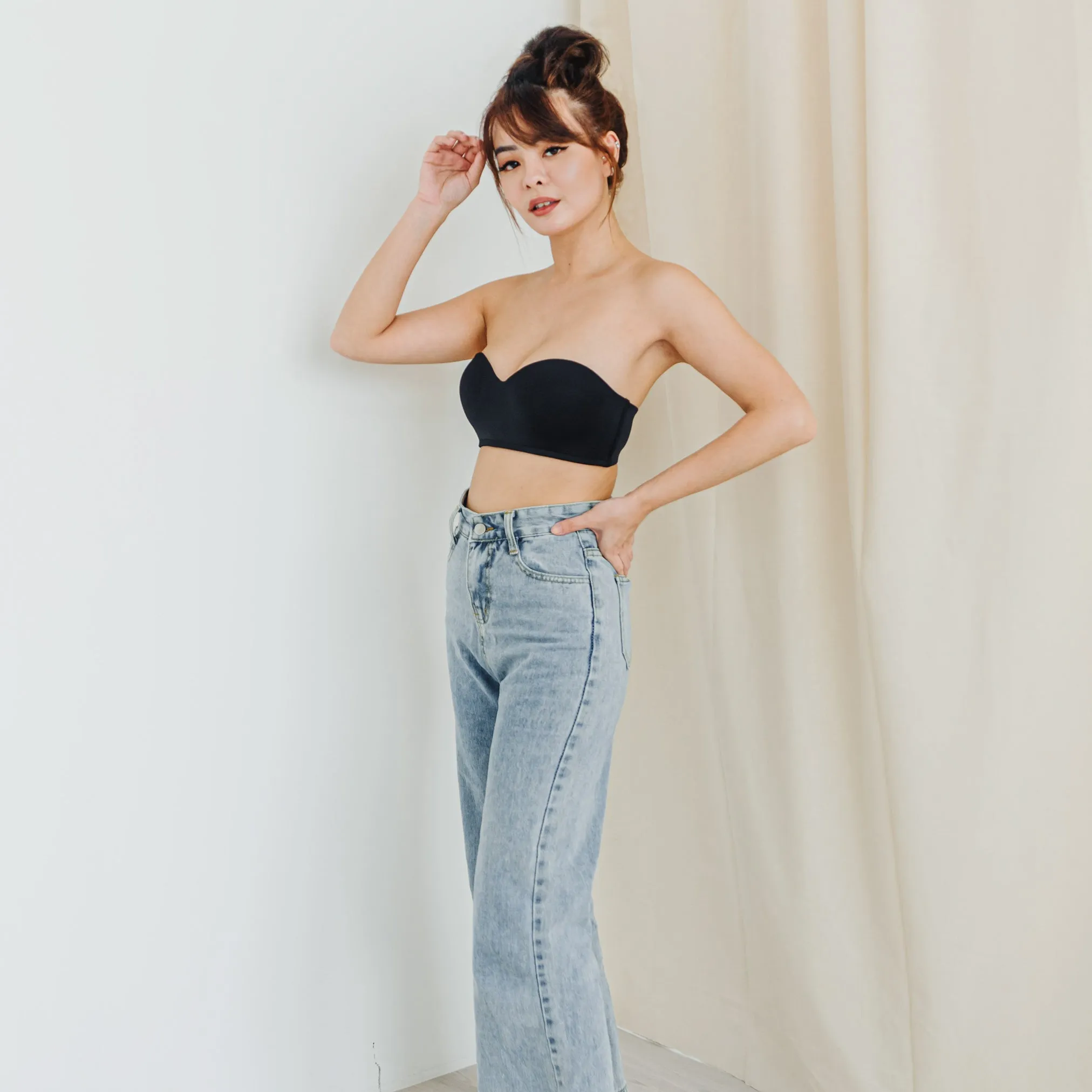 LIVE FREE! Lightly-Lined 100% Non-Slip Strapless Wireless Bra in Black