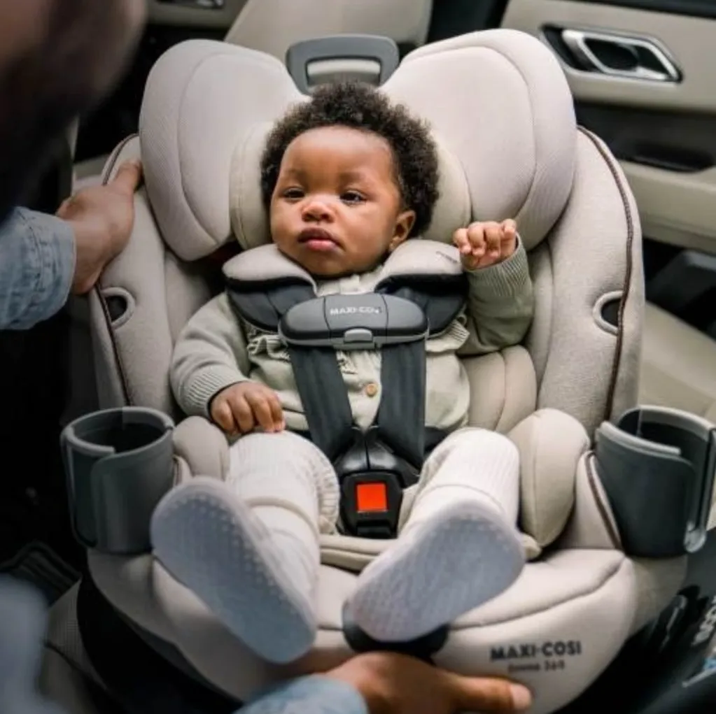 Maxi•Cosi Emme 360 Rotating All-In-One Convertible Car Seat