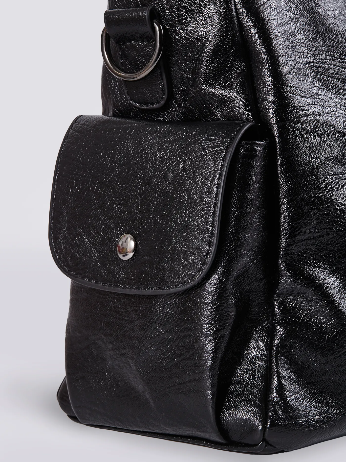 Naomi's Stylish Urban Handbag