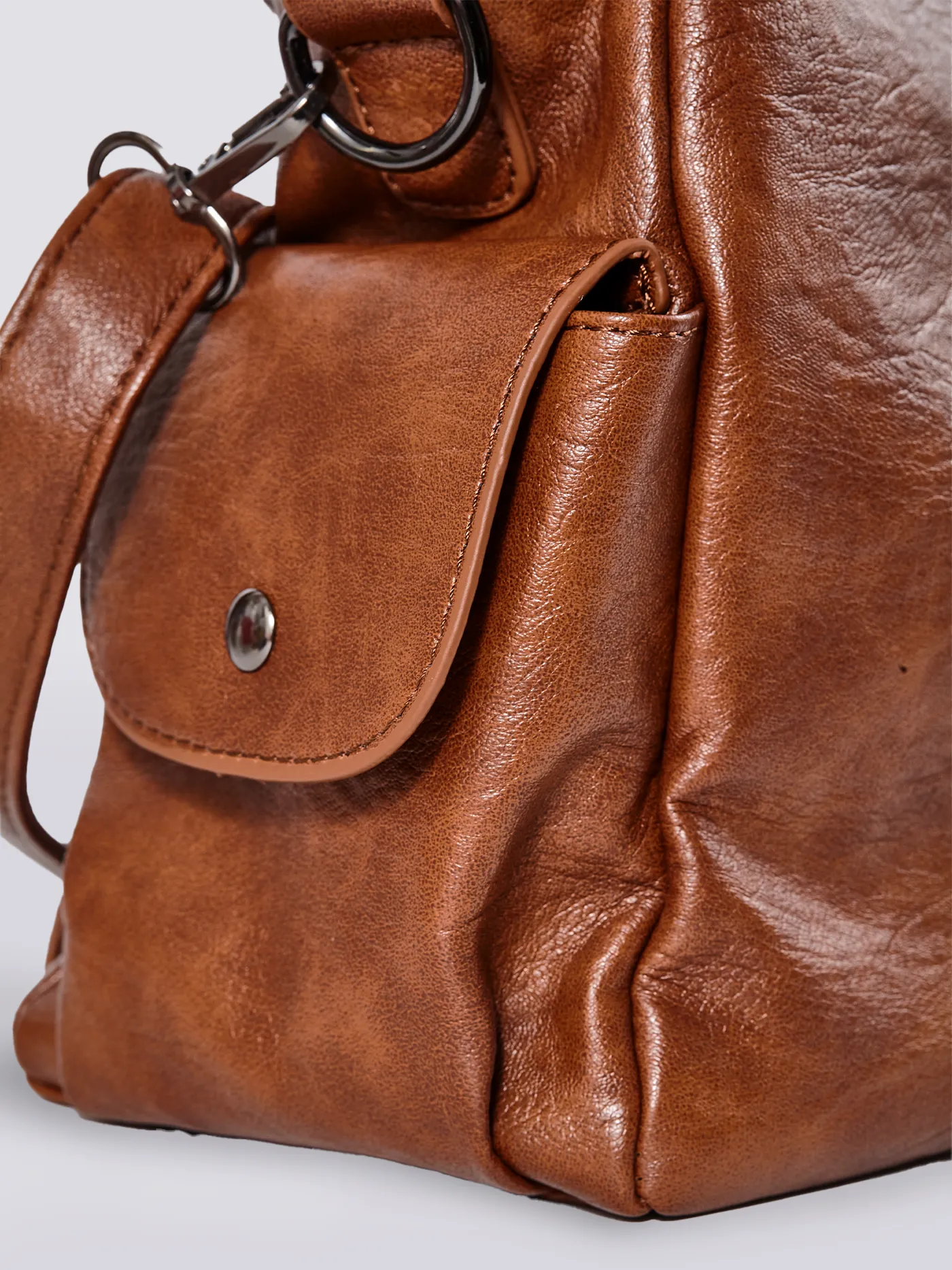 Naomi's Stylish Urban Handbag