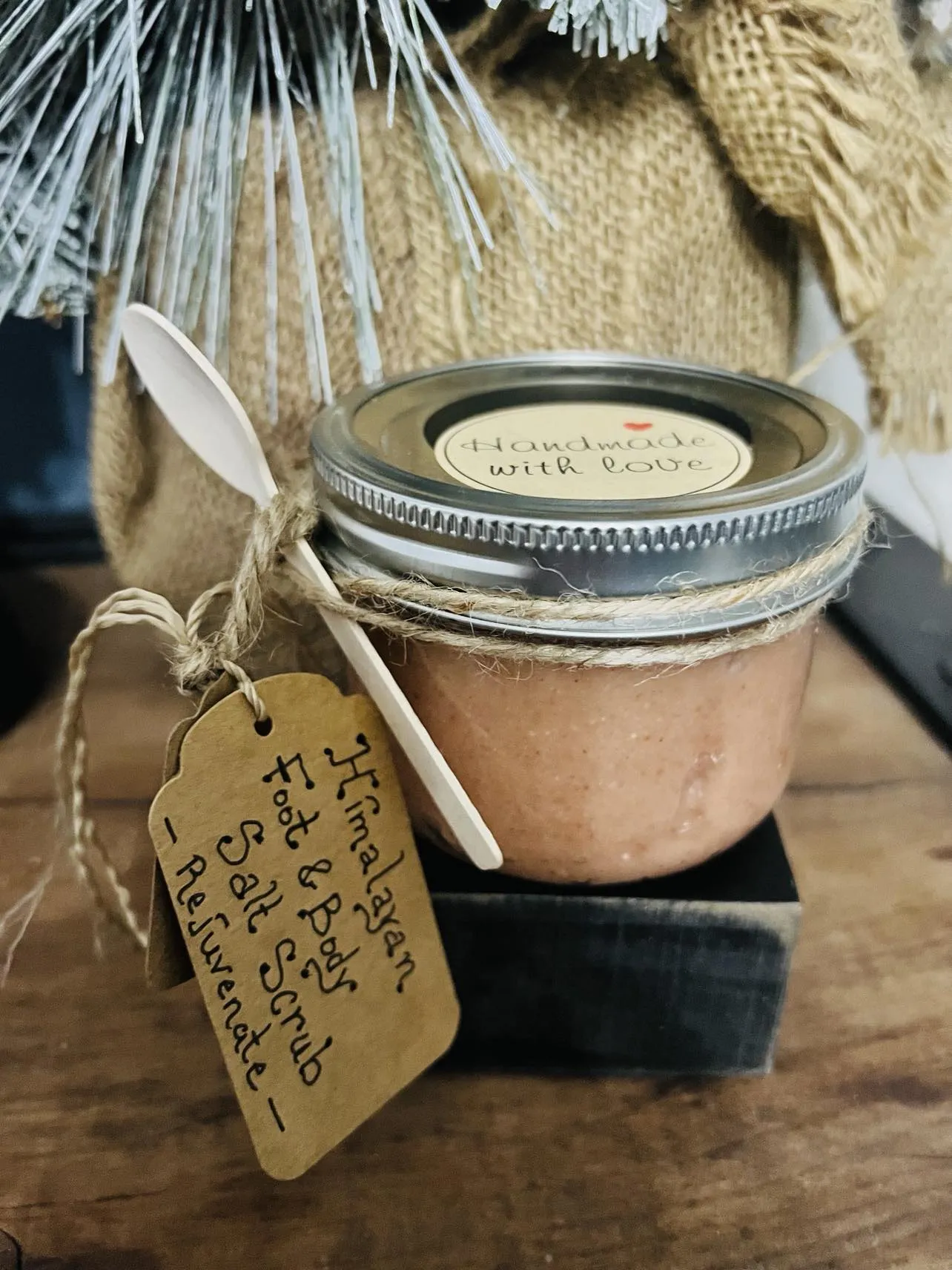 New all natural Exfoliating Himalayan Foot & Body Salt Scrub! Rejuvenating! Unscented 250 ml
