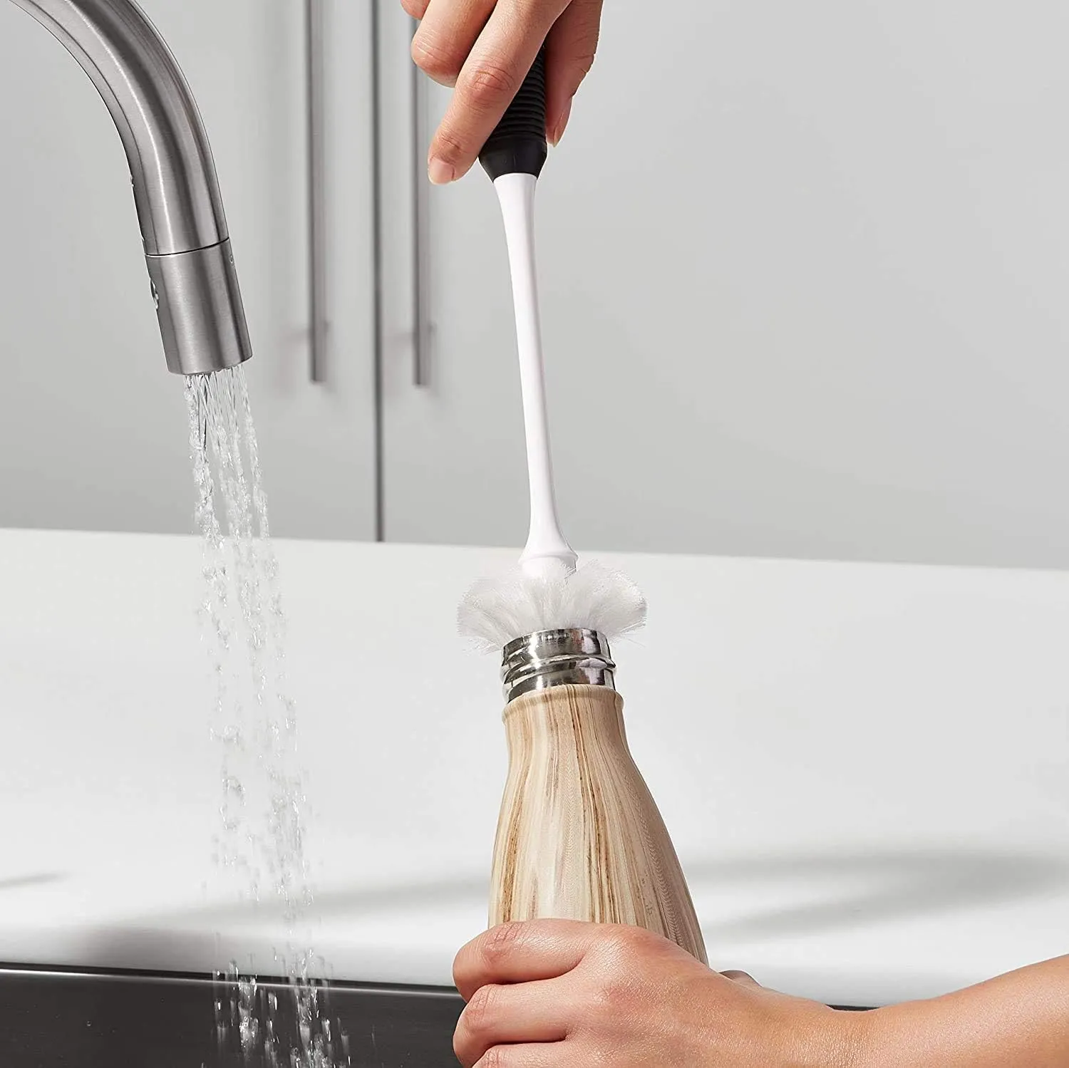 New OXO Good Grips Rubber Handle Bottle Brush