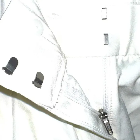 Nike Dri-Fit sz S White Victory athletic stretch 5” inseam mid-rise golf shorts