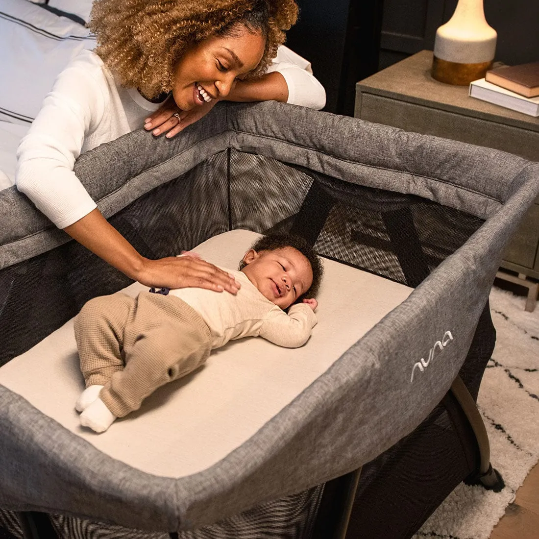 Nuna Sena Aire Travel Cot -Charcoal