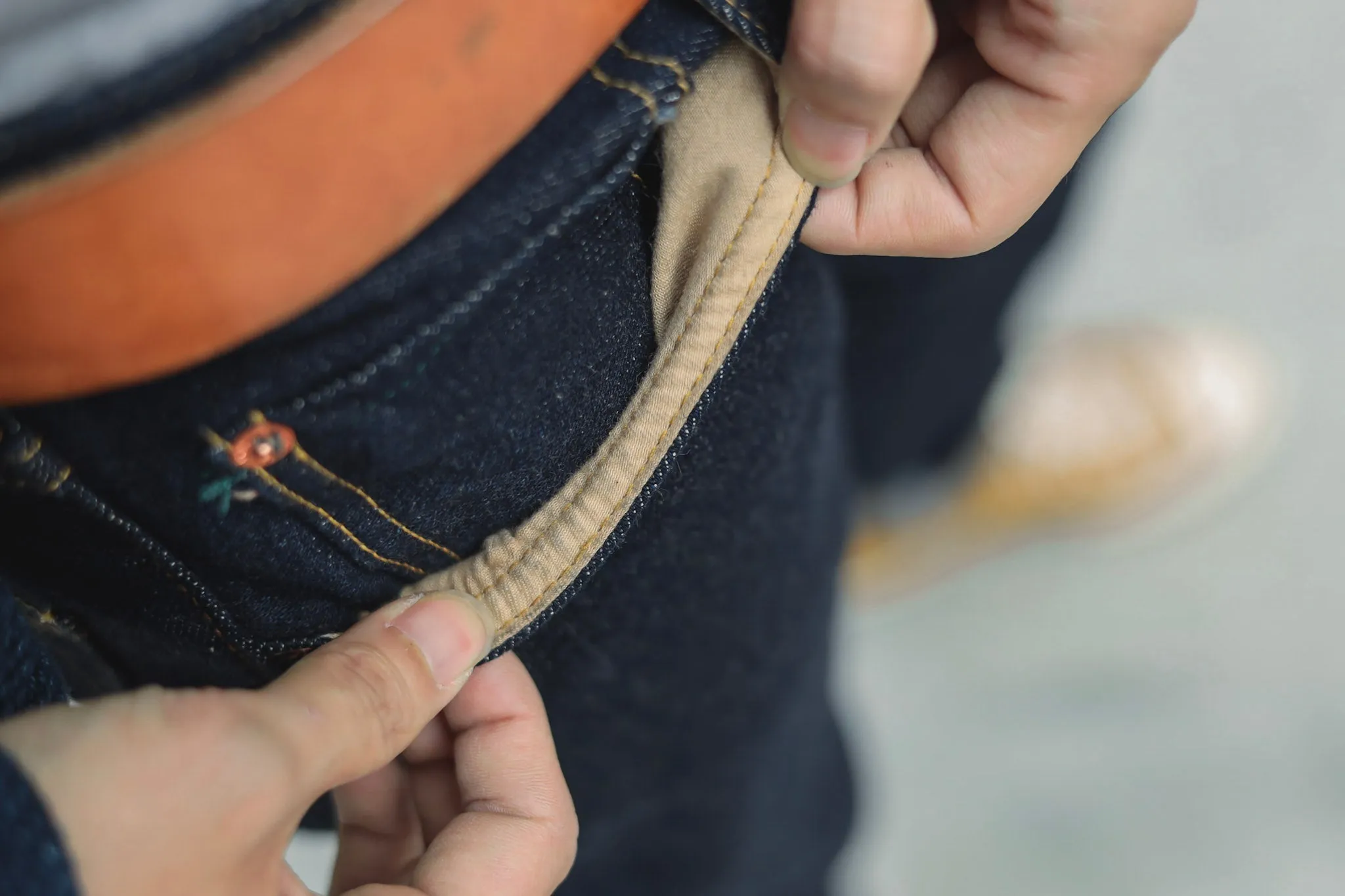 【ONI DENIM】122S Stretch Denim 15oz White x Beige 特製中高磅數彈性丹寧窄版錐形褲