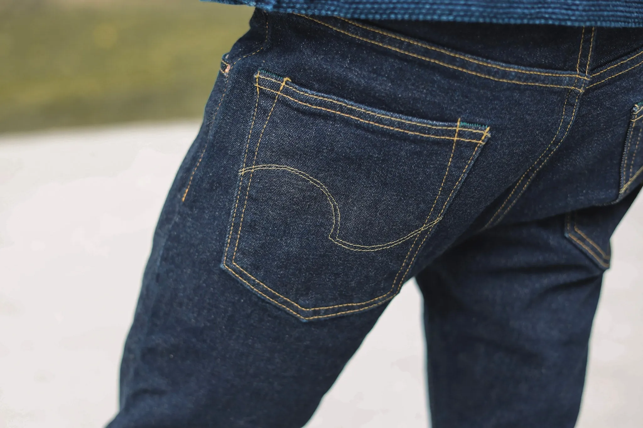【ONI DENIM】122S Stretch Denim 15oz White x Beige 特製中高磅數彈性丹寧窄版錐形褲