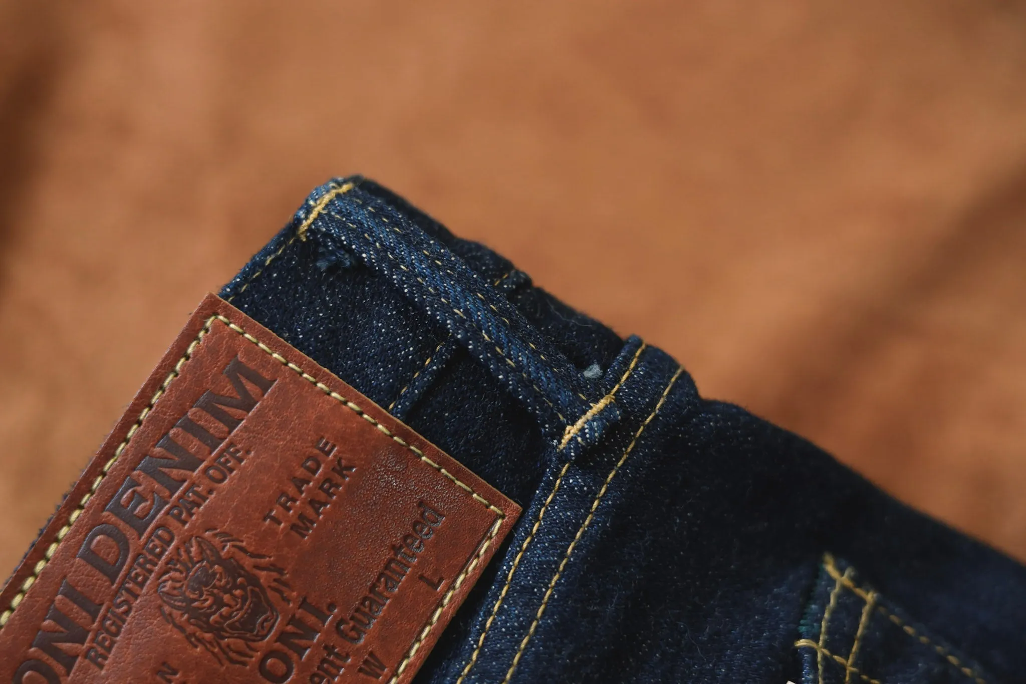 【ONI DENIM】122S Stretch Denim 15oz White x Beige 特製中高磅數彈性丹寧窄版錐形褲