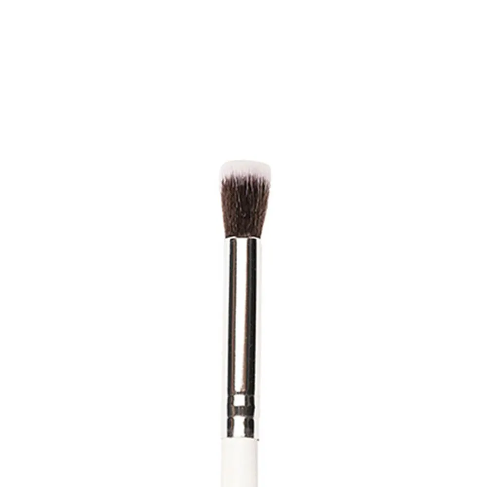P21 - Flat Top Concealer Brush