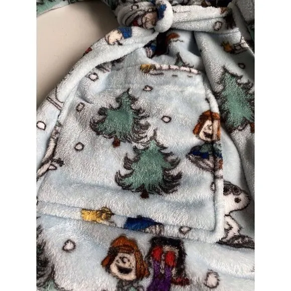 Peanuts Snoopy Gang Winter Christmas Robe Belt Pockets Soft Women’s Sz L NEW