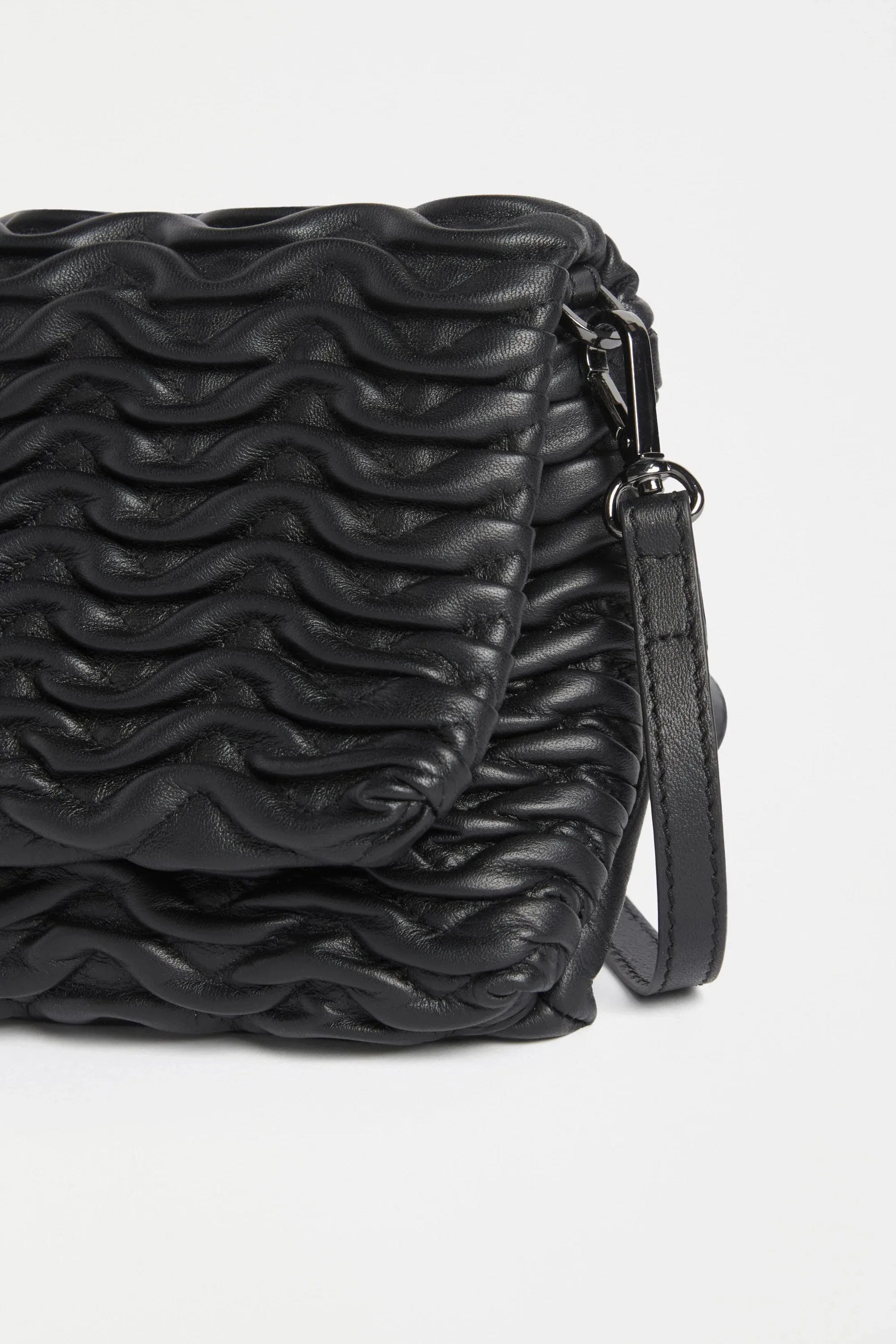 Plissi Crossbody - Black