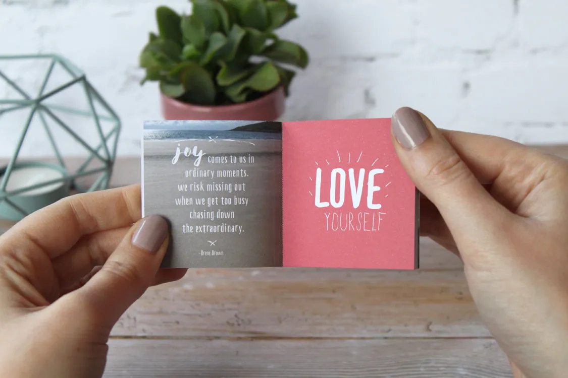 Positive Thinking Quote Books | The Itty Bitty Inspiration Box © | Gift for Book Lovers