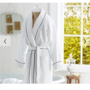 Pottery Barn Hotel Piped Trim Robe excellent condition
