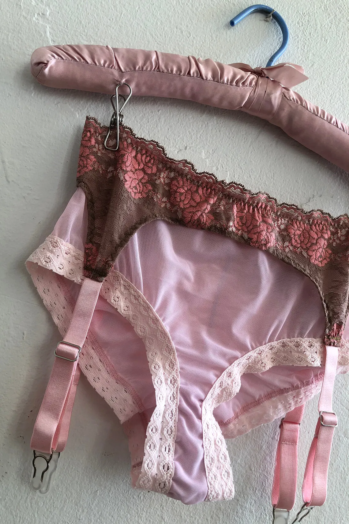 READY TO SHIP / Polaris Garter Short in Pink and Brown Cross-Dye (1M)