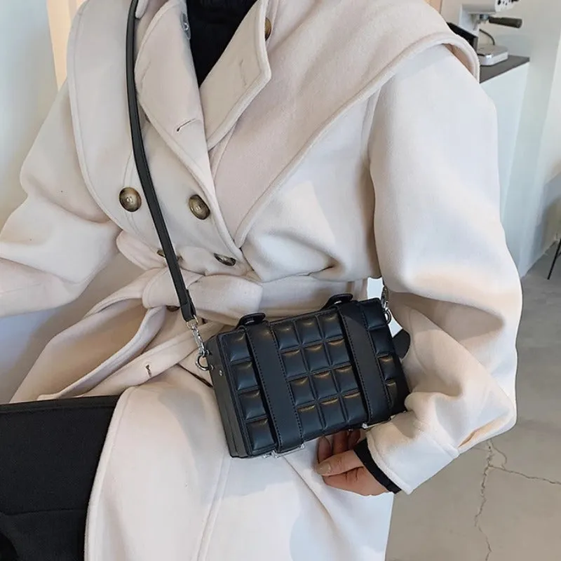 realaiot  Black Square Box Shoulder Bag, Niche Minimalist Textured Crossbody Wallet For Women, All-Match Pu Leather Bag
