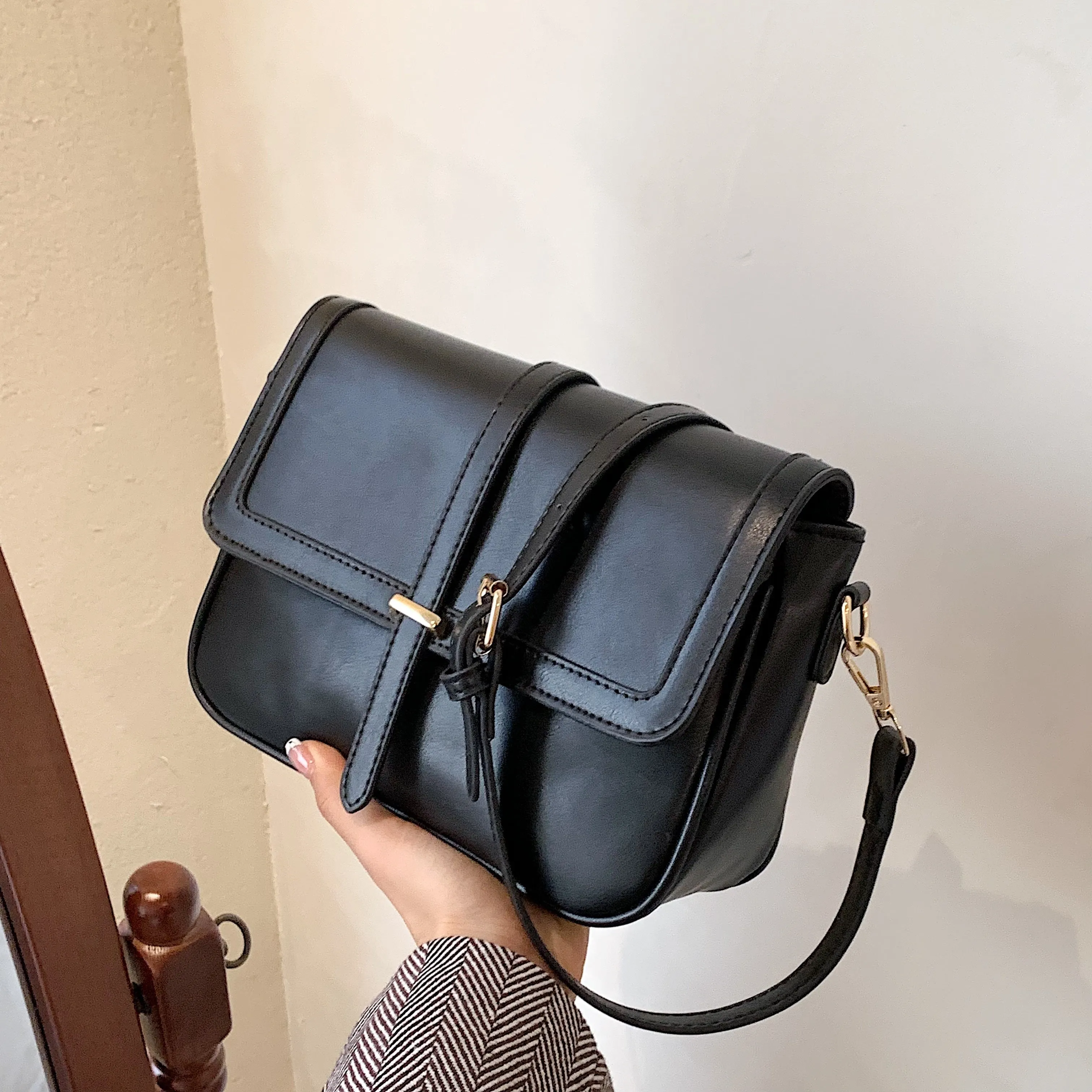 Retro Textured Square Bag, Minimalist Flap Crossbody Bag, All-Match Purse For Women
