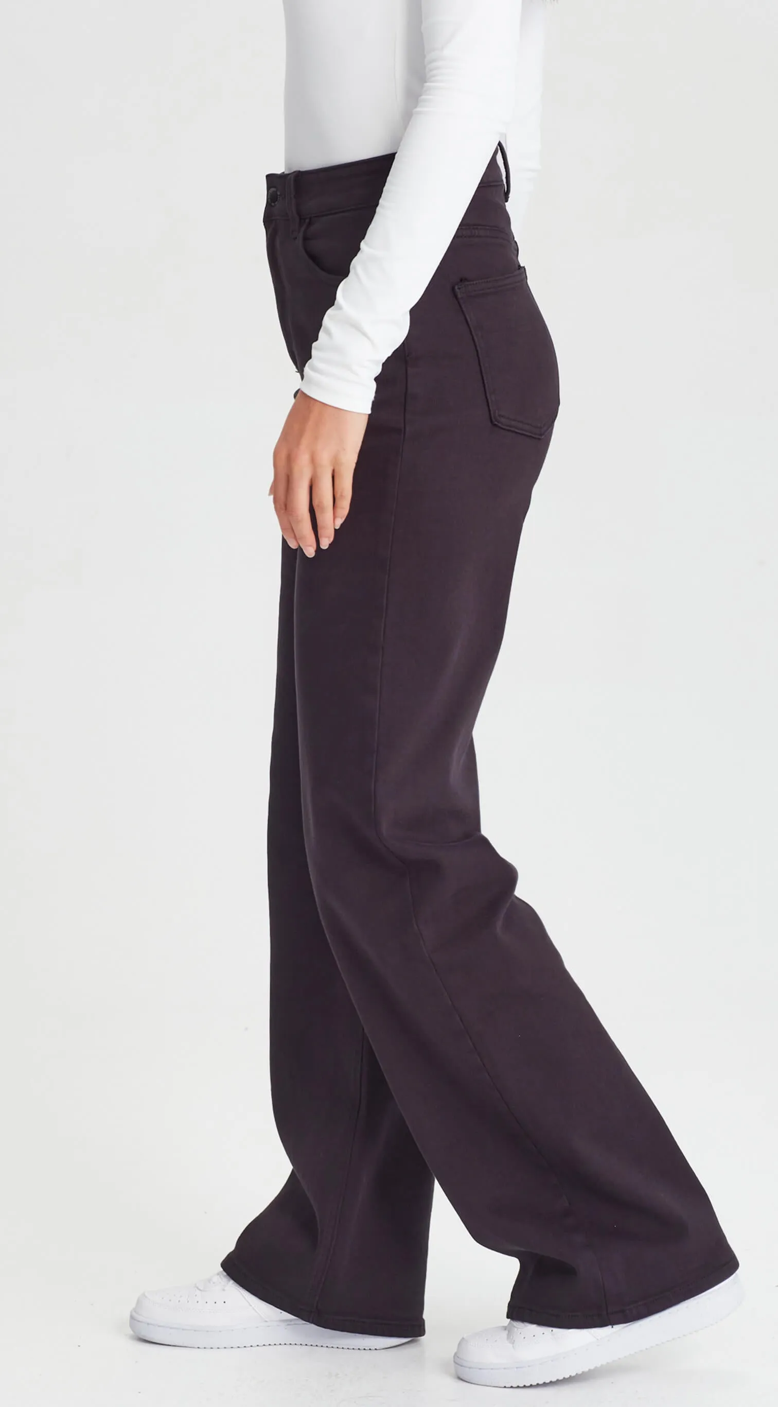 RUBY MAY | Short Stuff Jean Black